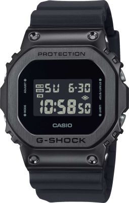 Casio GM-5600UB-1